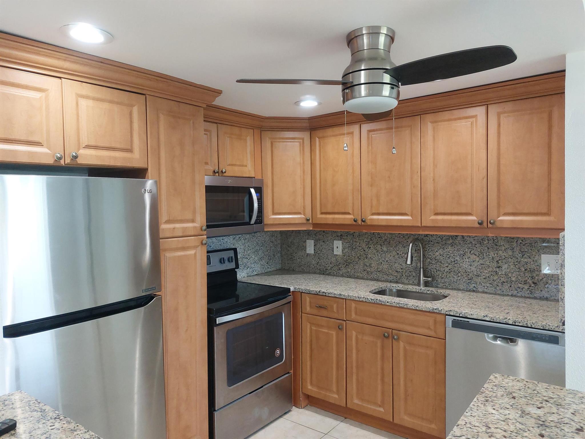 KINGS POINT - Residential Lease