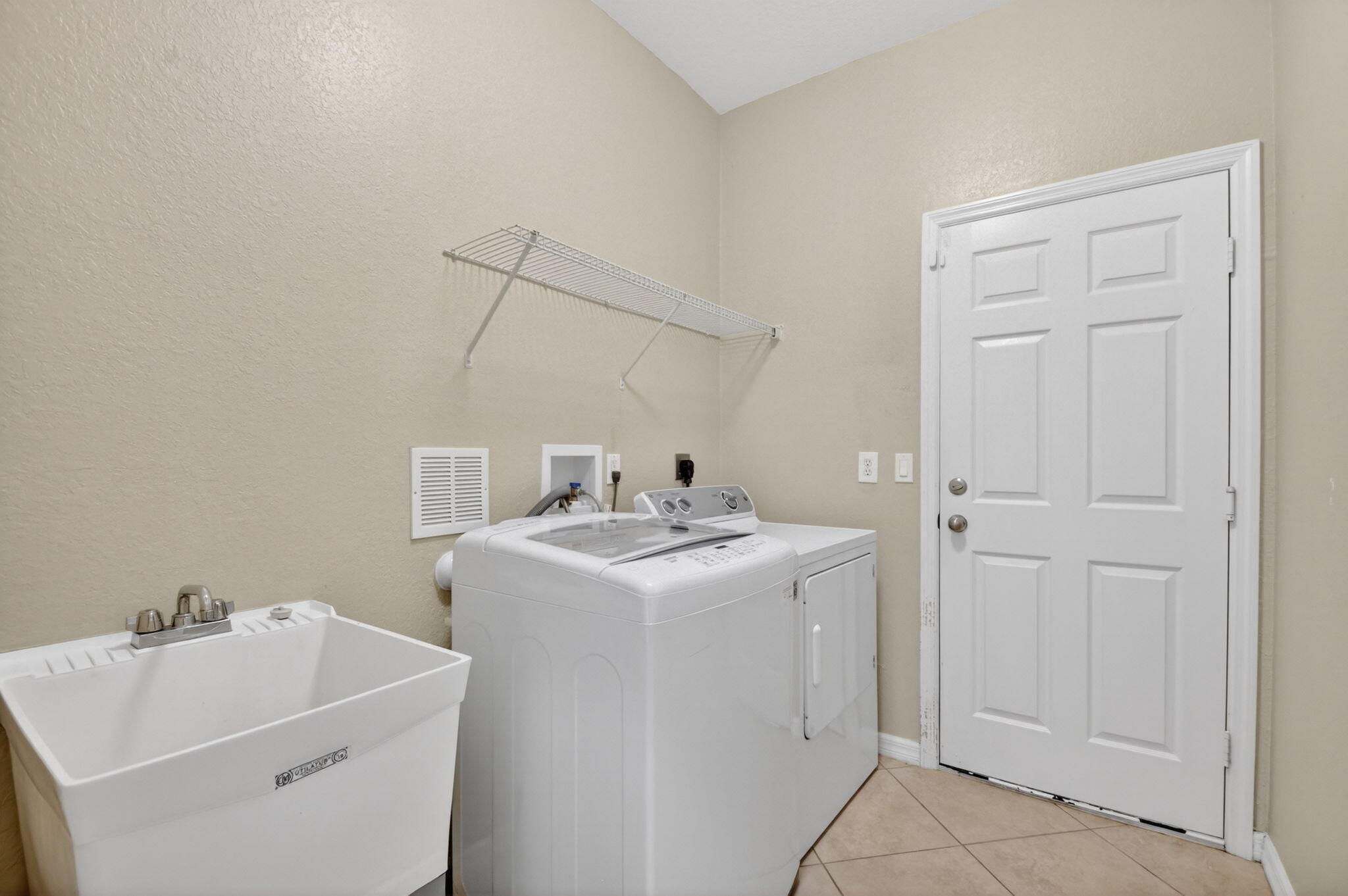SAGEWOOD - Residential