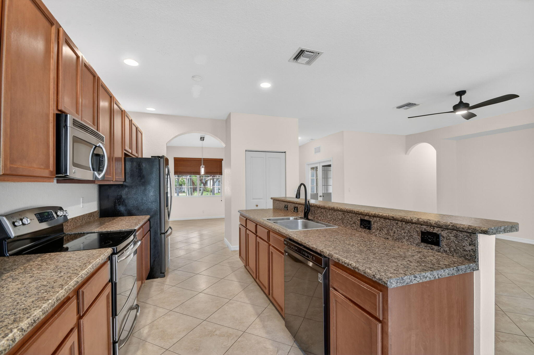 SAGEWOOD - Residential