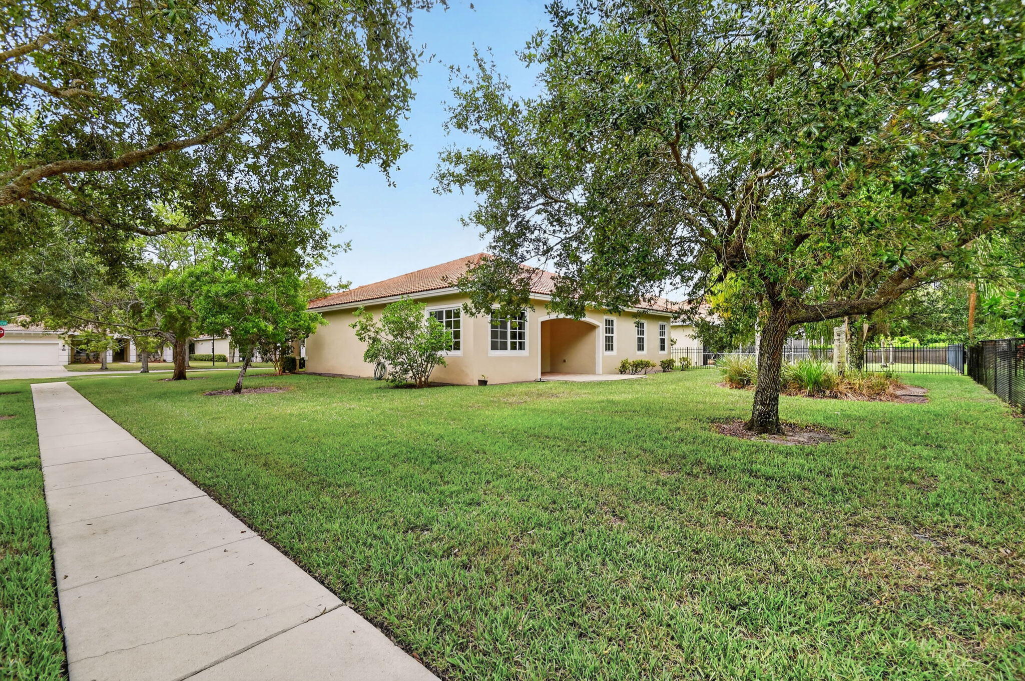 SAGEWOOD - Residential