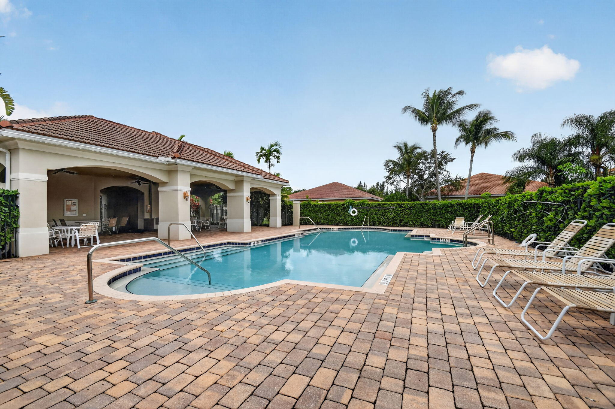 SAGEWOOD - Residential