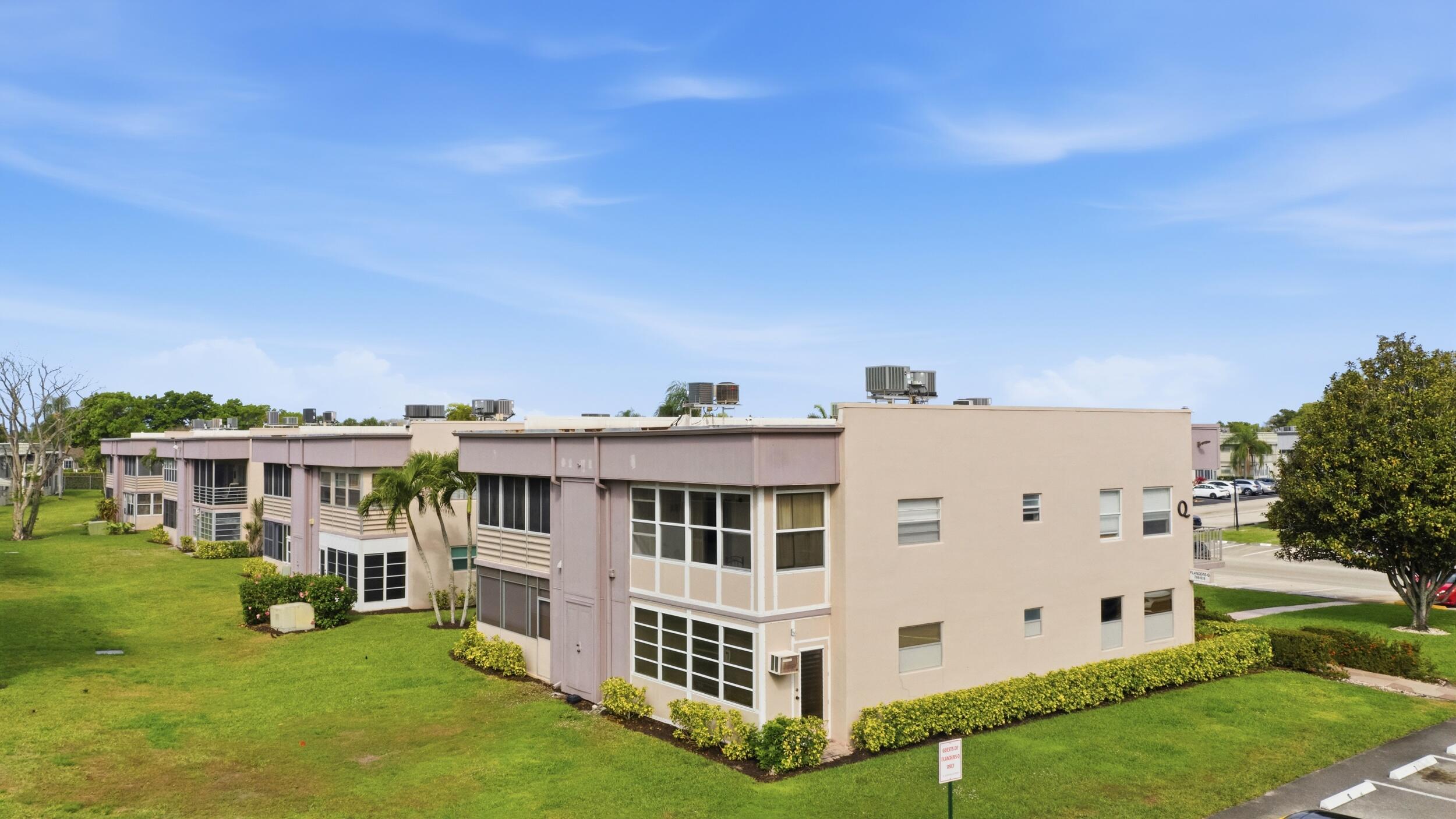 KINGS POINT - Residential