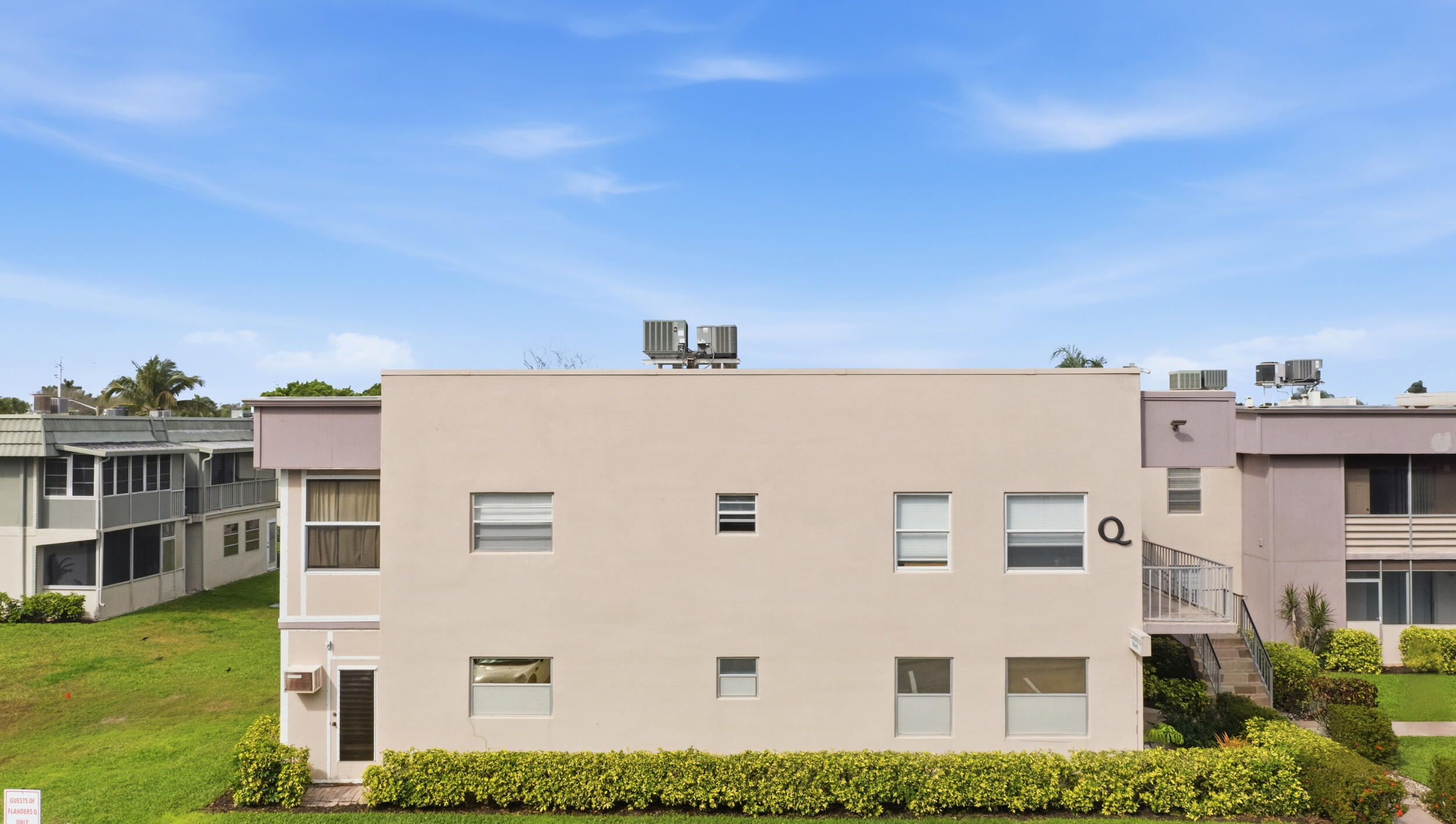 KINGS POINT - Residential