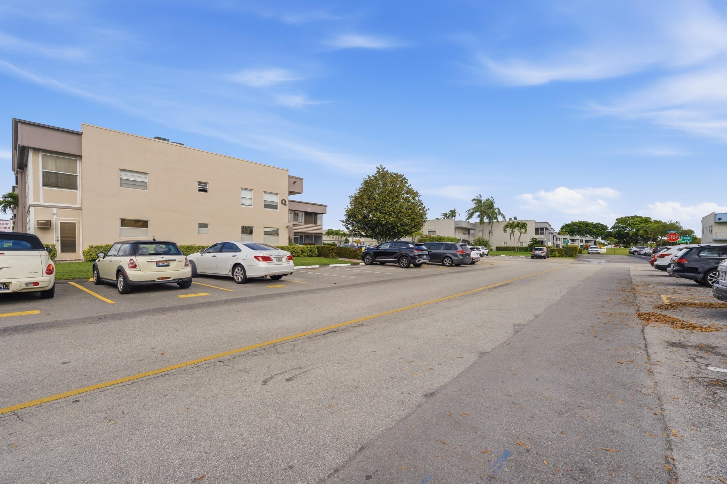 KINGS POINT - Residential