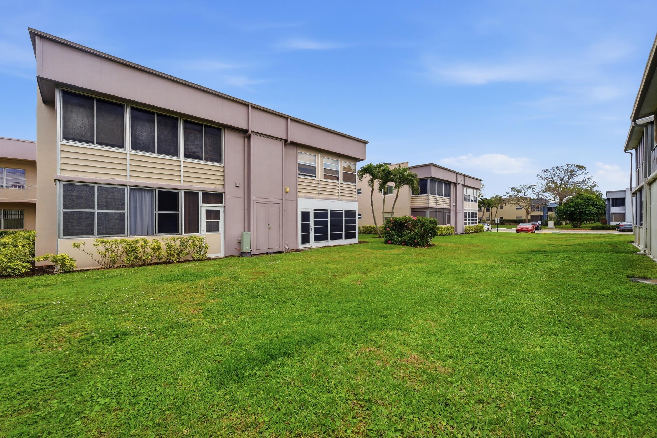 KINGS POINT - Residential