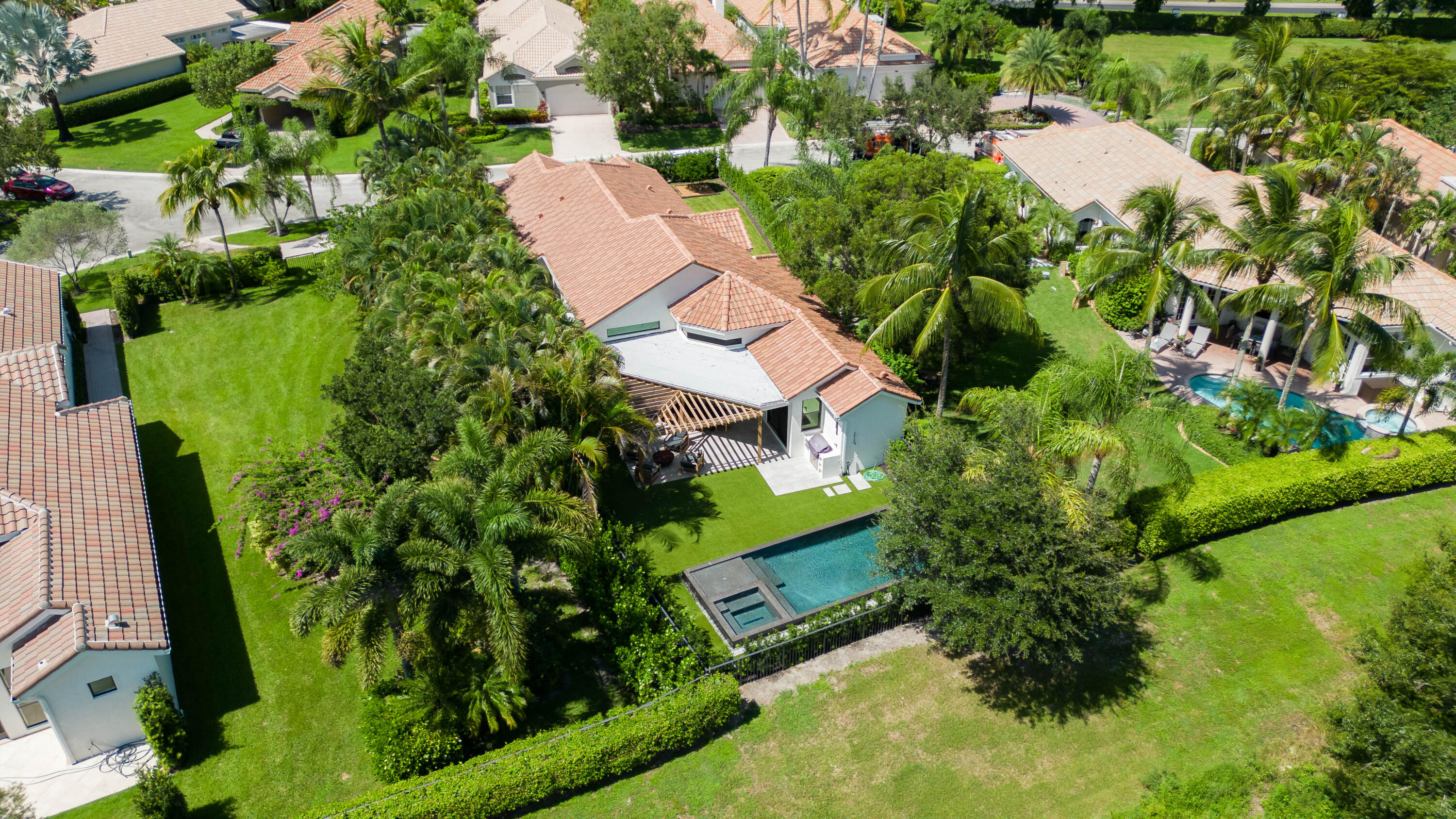 CHUKKER COVE P B POLO & C - Residential