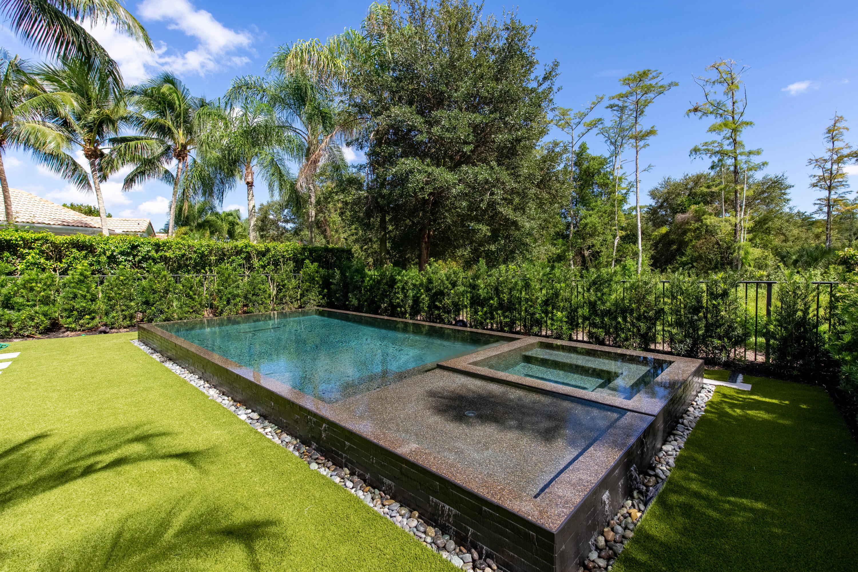 CHUKKER COVE P B POLO & C - Residential