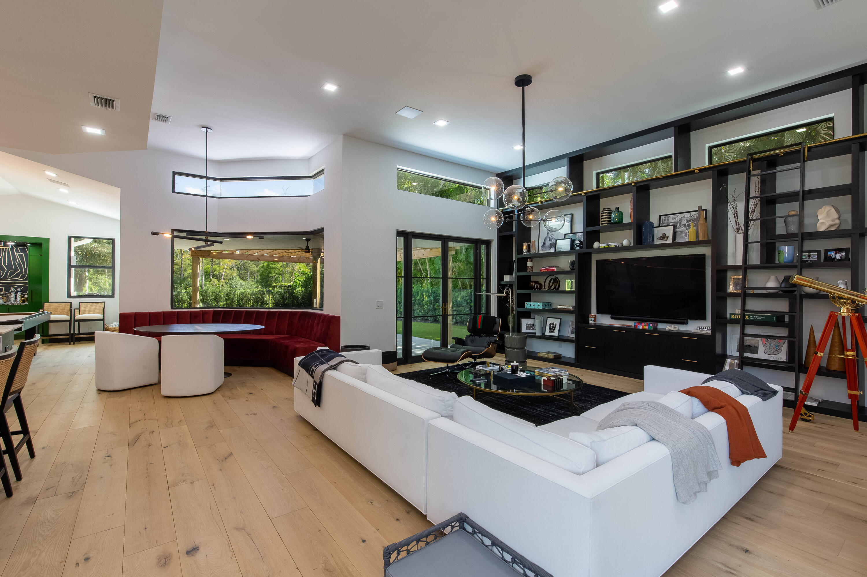 CHUKKER COVE P B POLO & C - Residential