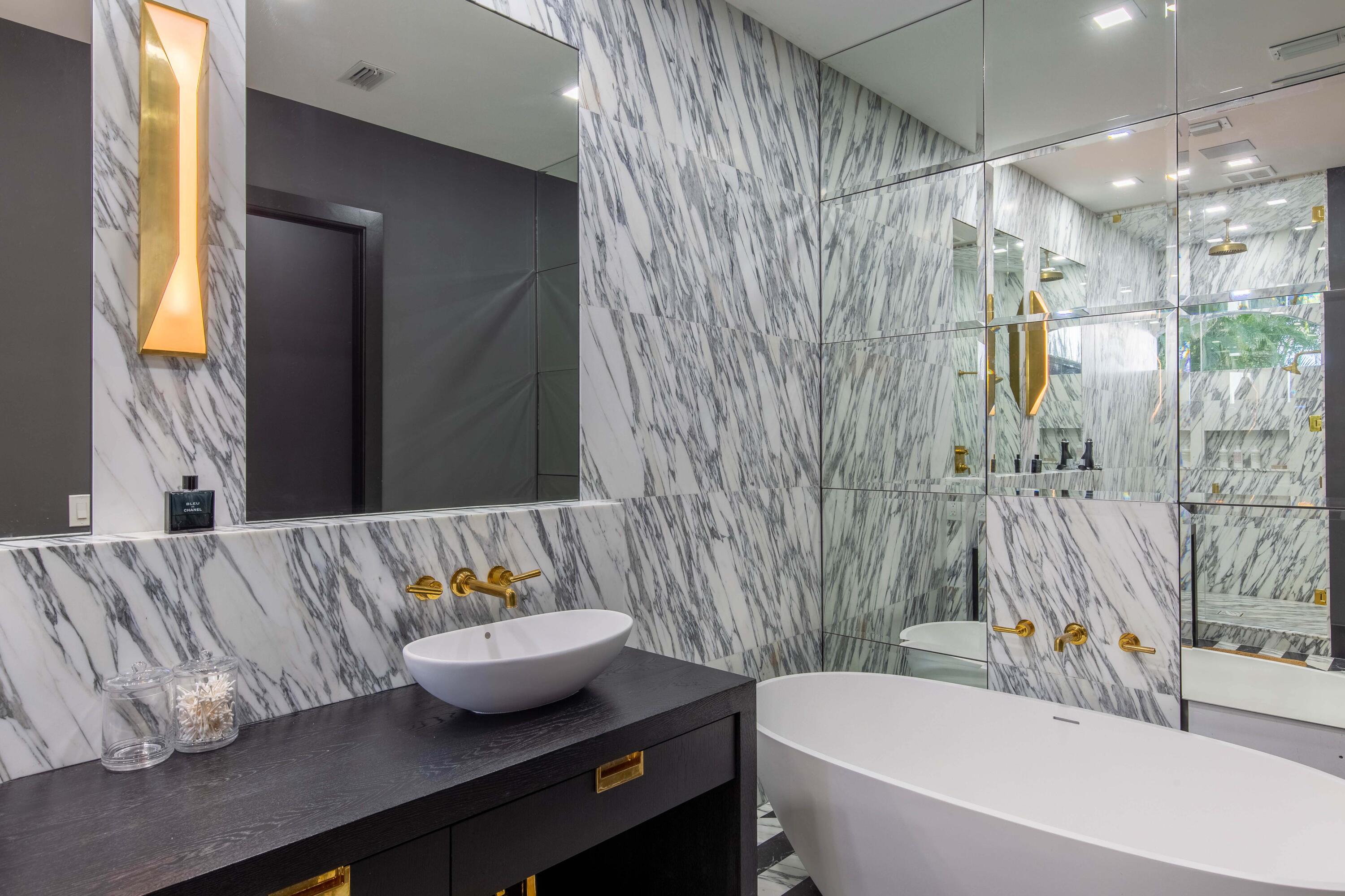 CHUKKER COVE P B POLO & C - Residential