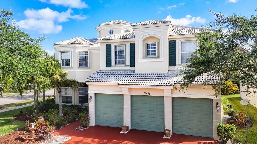 Photo of 11454 SW Fieldstone Way, Port Saint Lucie, FL 34987 (MLS # R11132007)