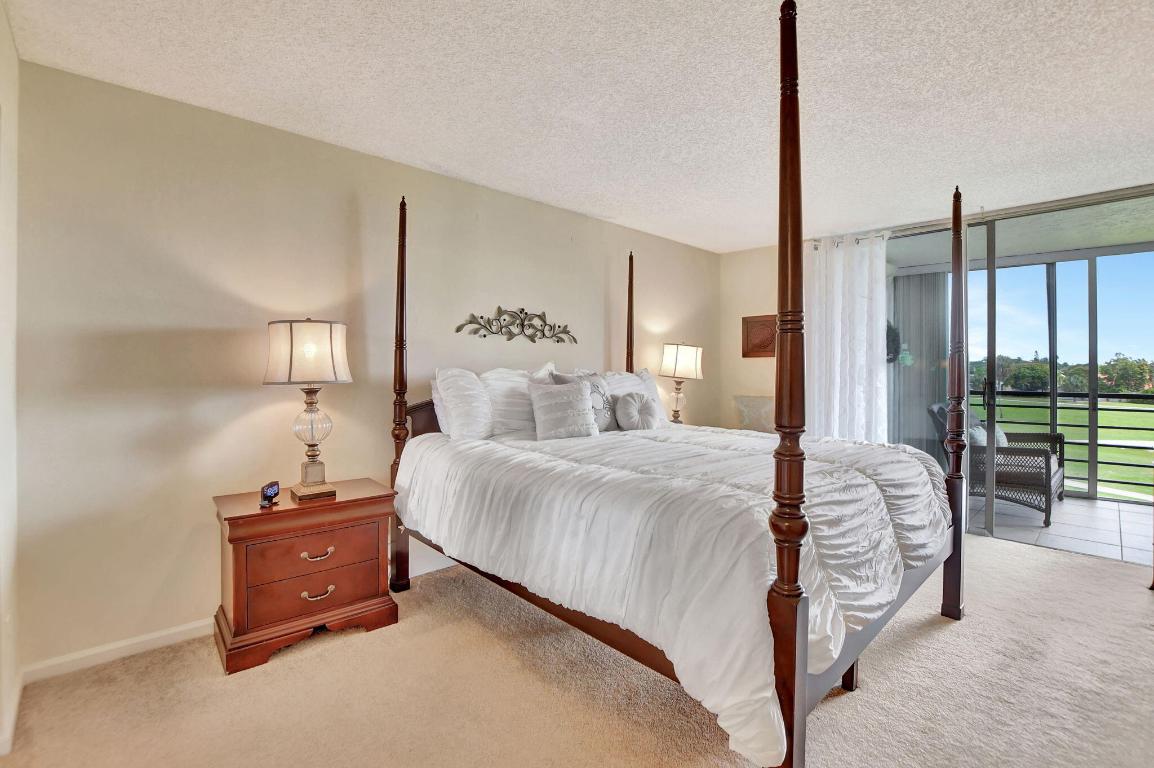 BARWOOD CONDO - Residential