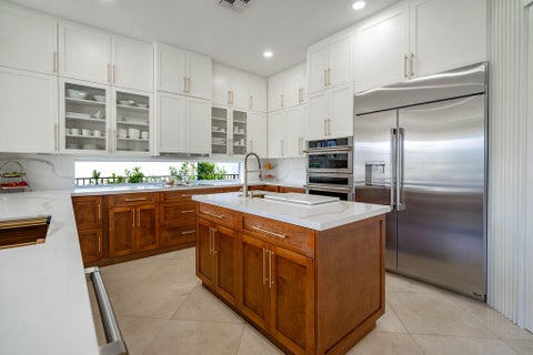 Tiny photo for 2530 NE 31ST Court, Lighthouse Point, FL 33064 (MLS # B26053874)