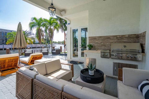Tiny photo for 2530 NE 31ST Court, Lighthouse Point, FL 33064 (MLS # B26053874)