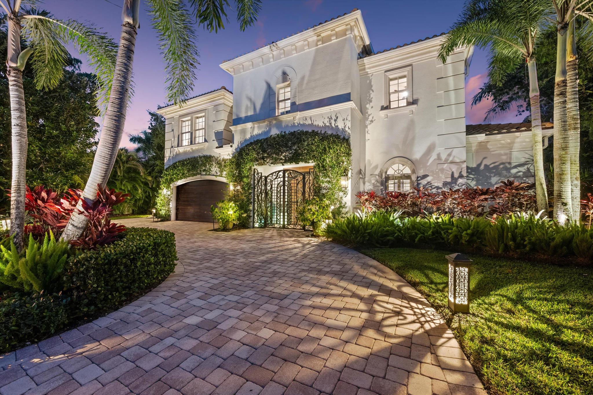 2508 Mizner Lake Court