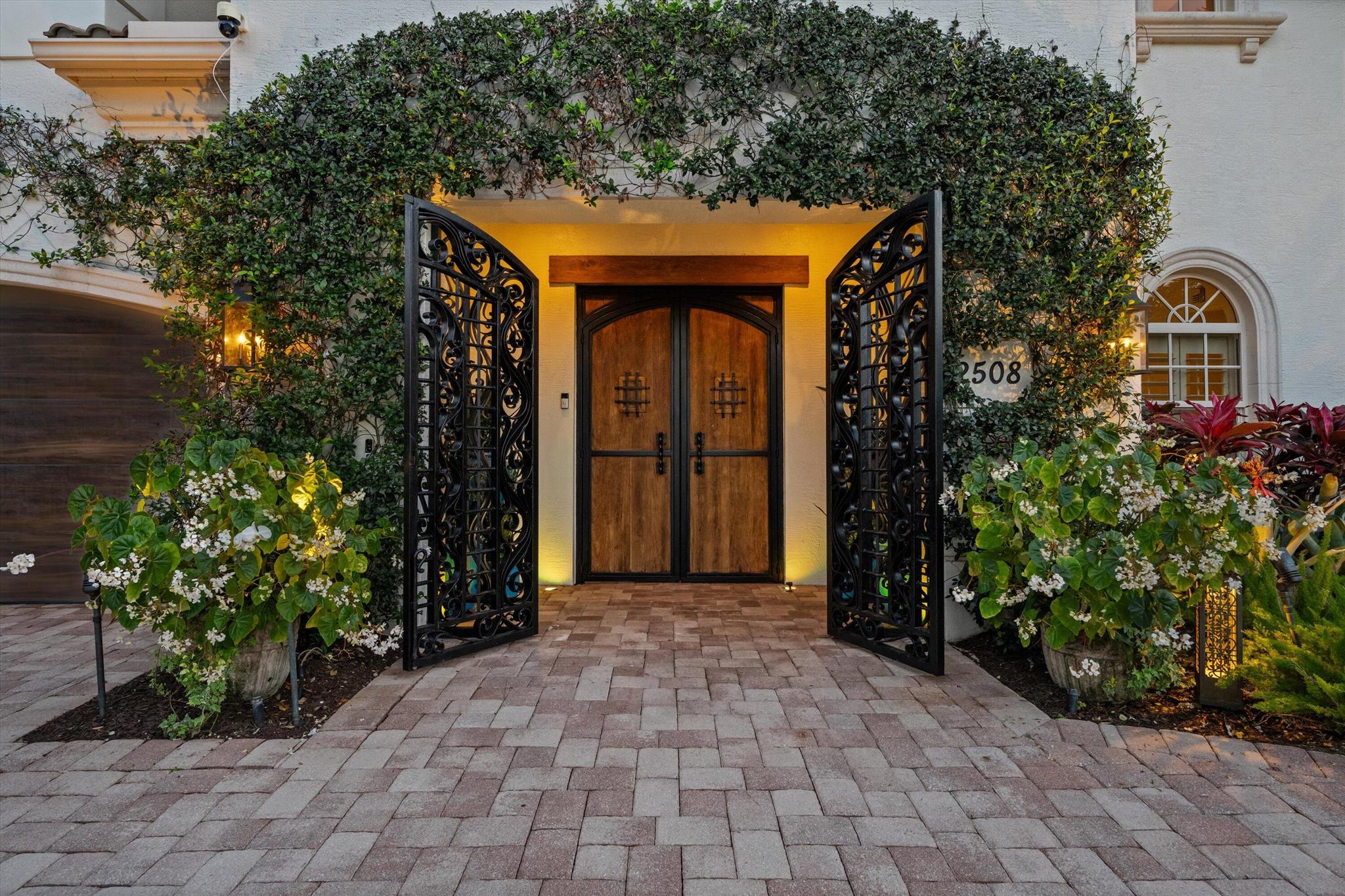 2508 Mizner Lake Court