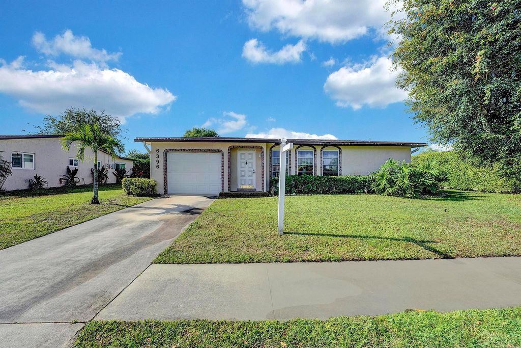 Photo of 6396 Sleepy Willow Way, Delray Beach, FL 33484 (MLS # F10554035)