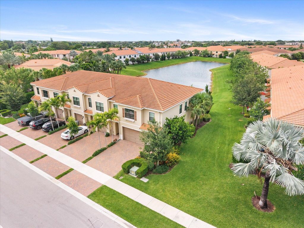 Photo of 9451 KINLEY Place, Boca Raton, FL 33428 (MLS # B26057359)