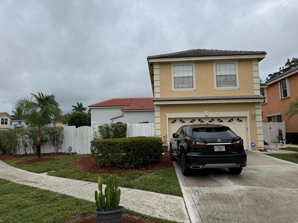 Photo of 7418 Wescott Terrace, Lake Worth, FL 33467 (MLS # B26036619)
