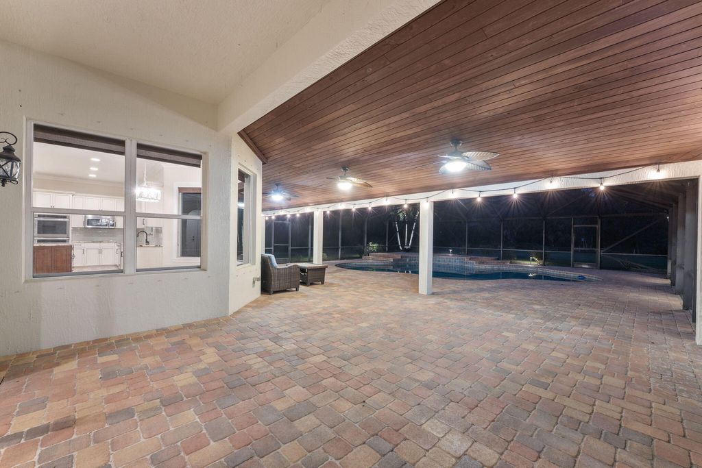 Photo of 6104 Walnut Hill Drive, Lake Worth, FL 33467 (MLS # R11167302)