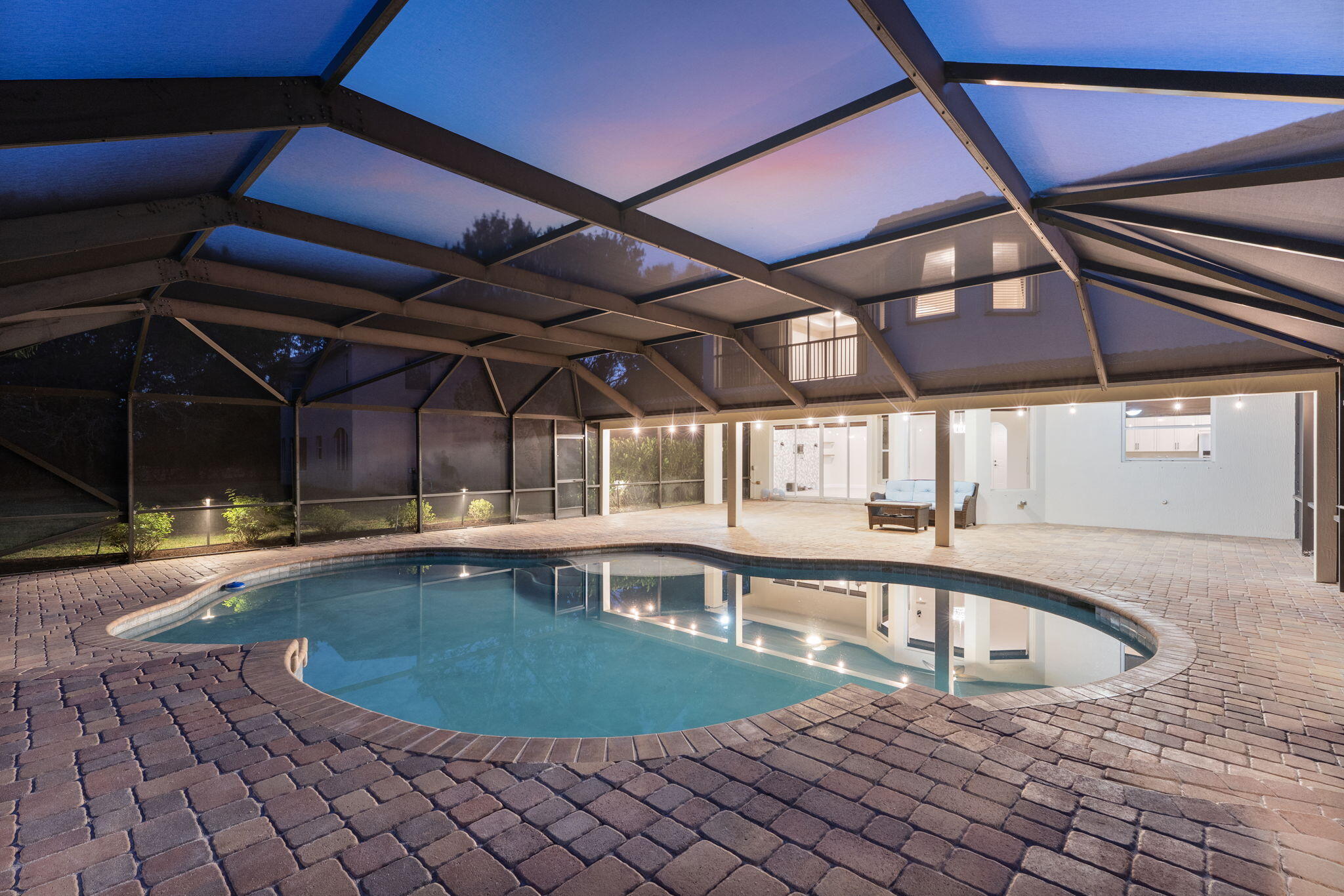 6104 Walnut Hill Drive