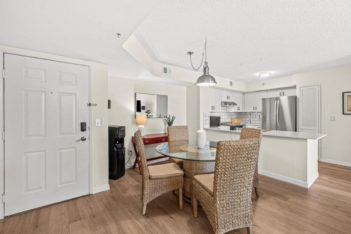 YACHT CLUB ON THE INTRACOASTAL CONDOMINIUM - Residential