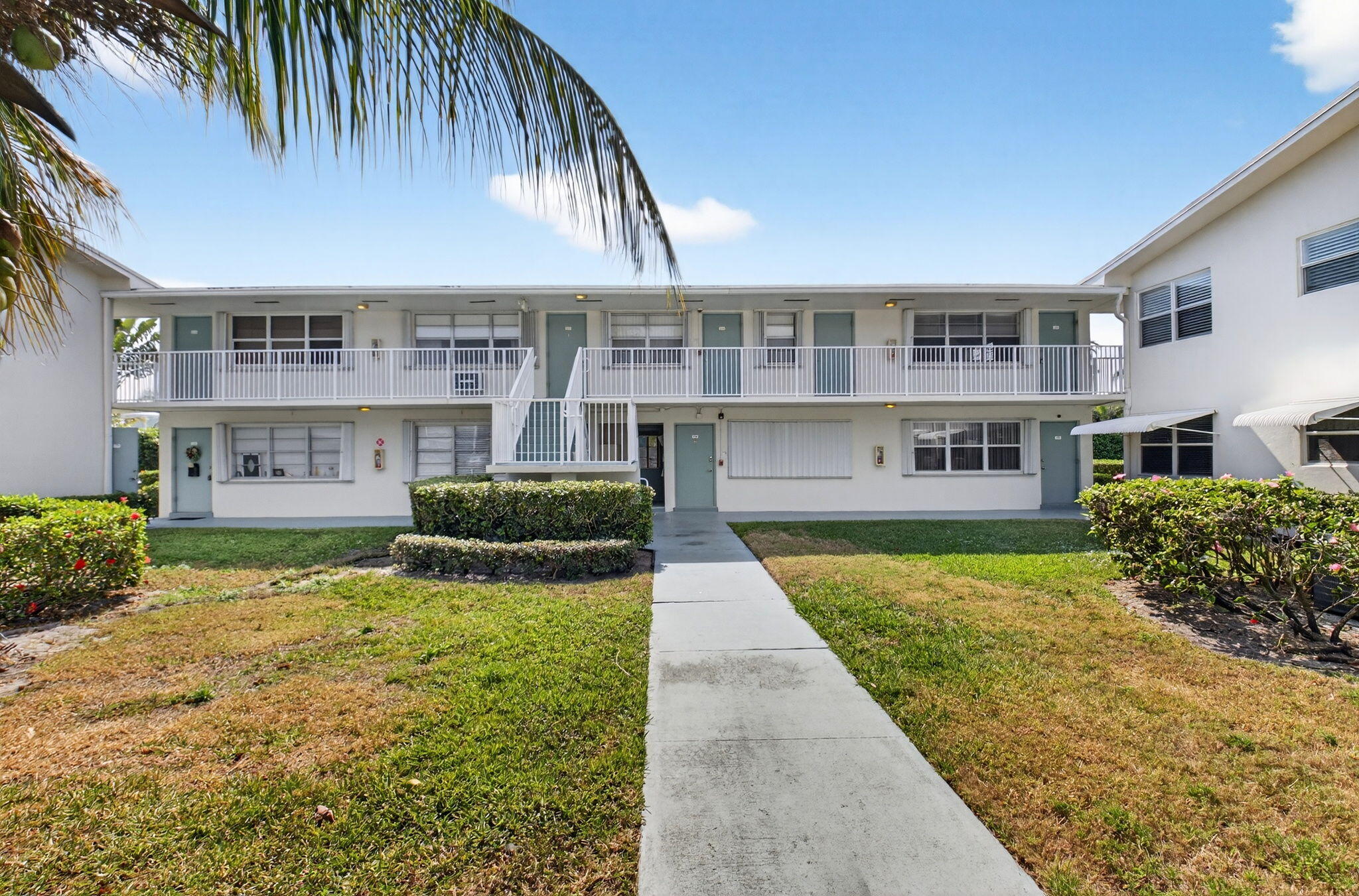 STERLING VILLAGE - Residential