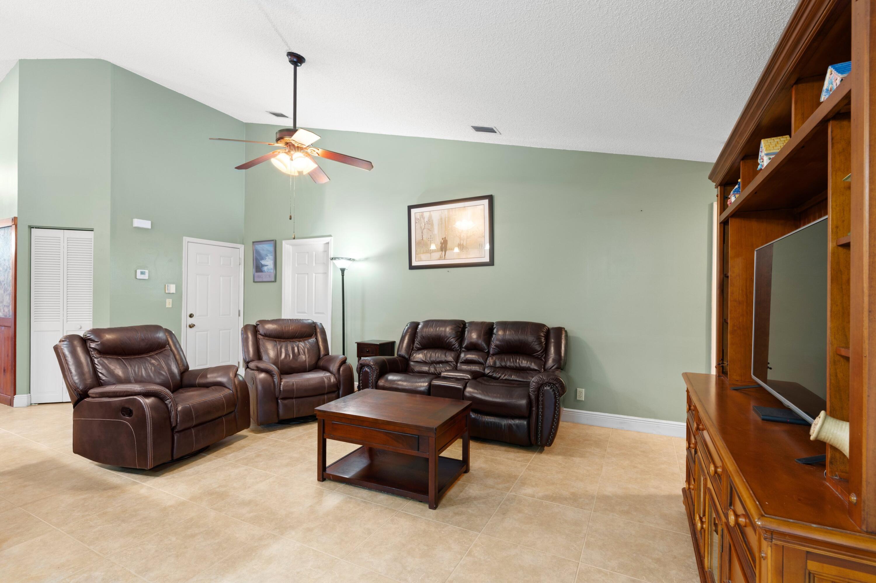 WINSTON PARK SECTION TWO-A - Residential