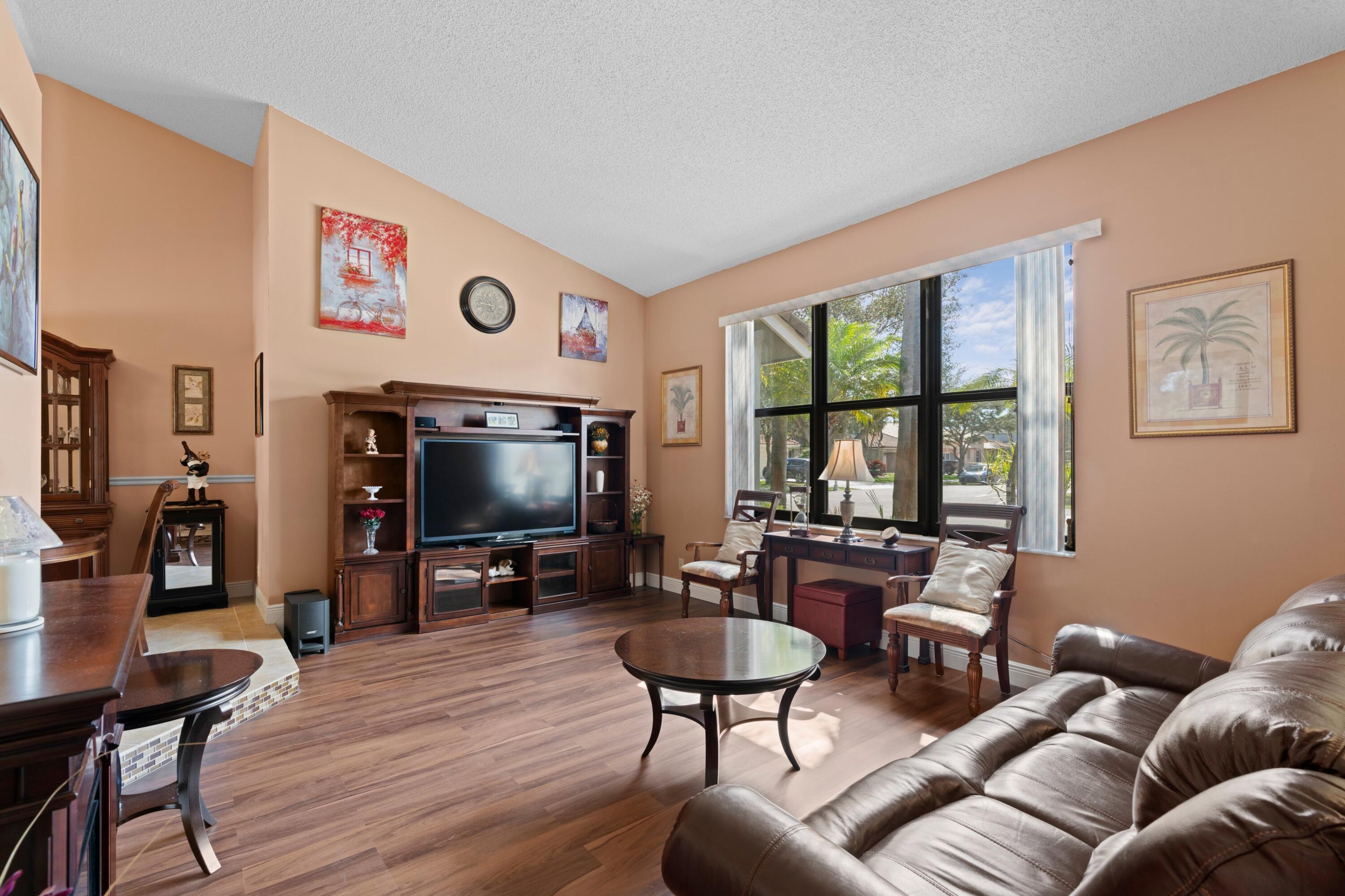 WINSTON PARK SECTION TWO-A - Residential