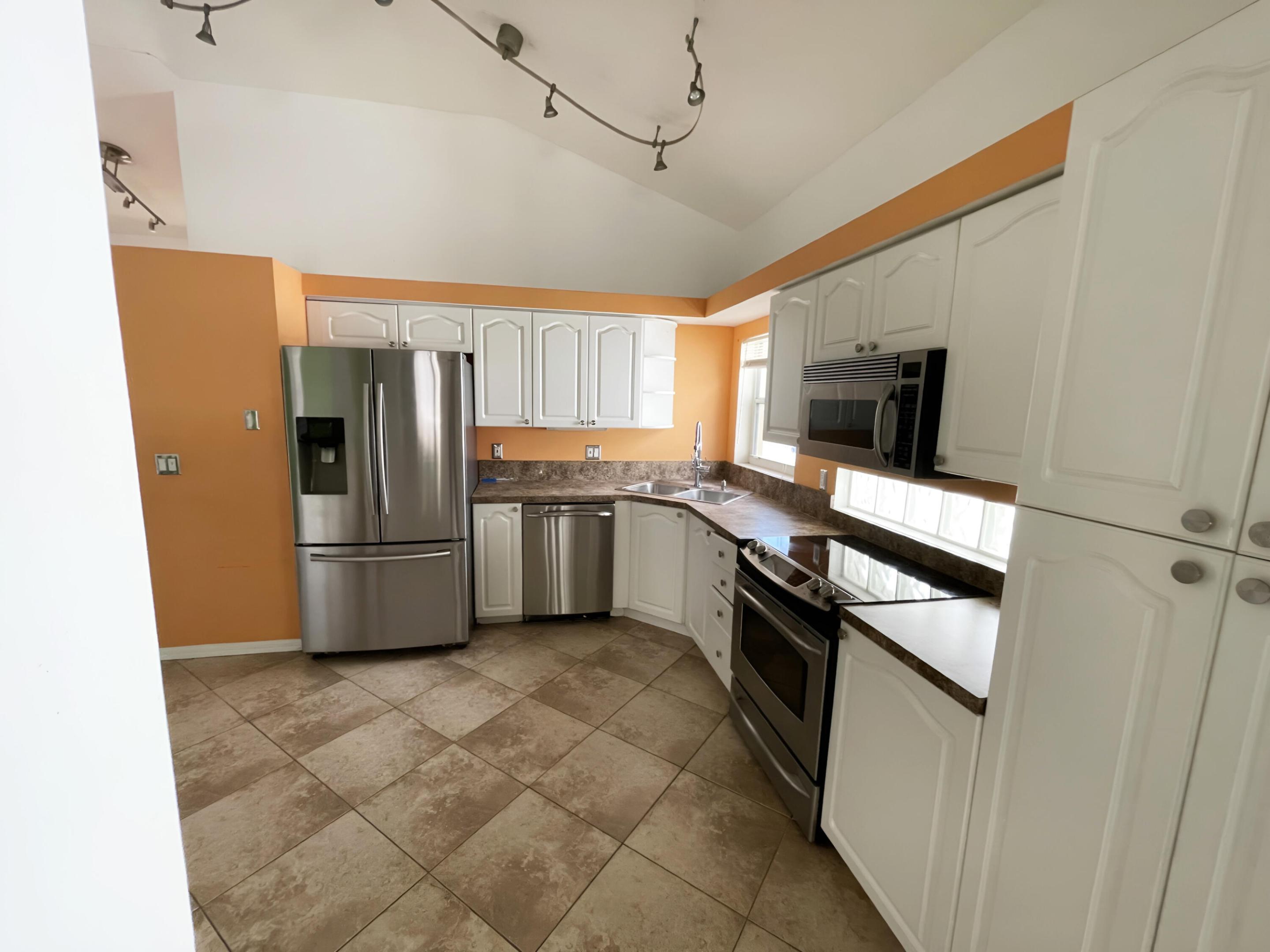 WOODBINE PAR E - Residential