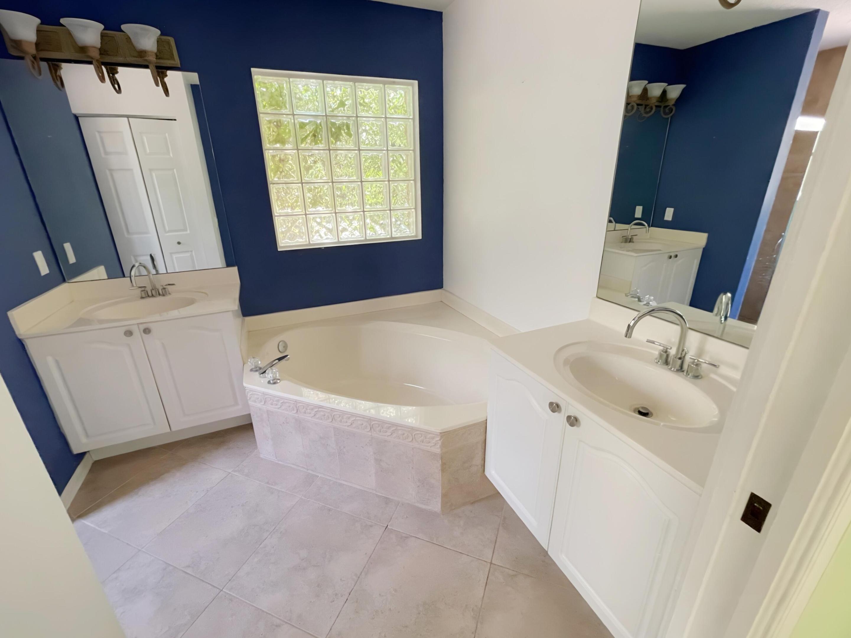 WOODBINE PAR E - Residential