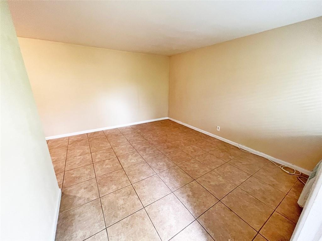 Melrose Park Sec 8 39-36 - Residential Lease