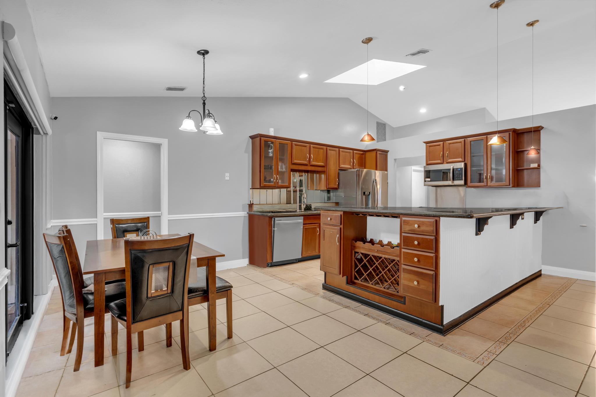 BOULEVARD WOODS EAST - Residential