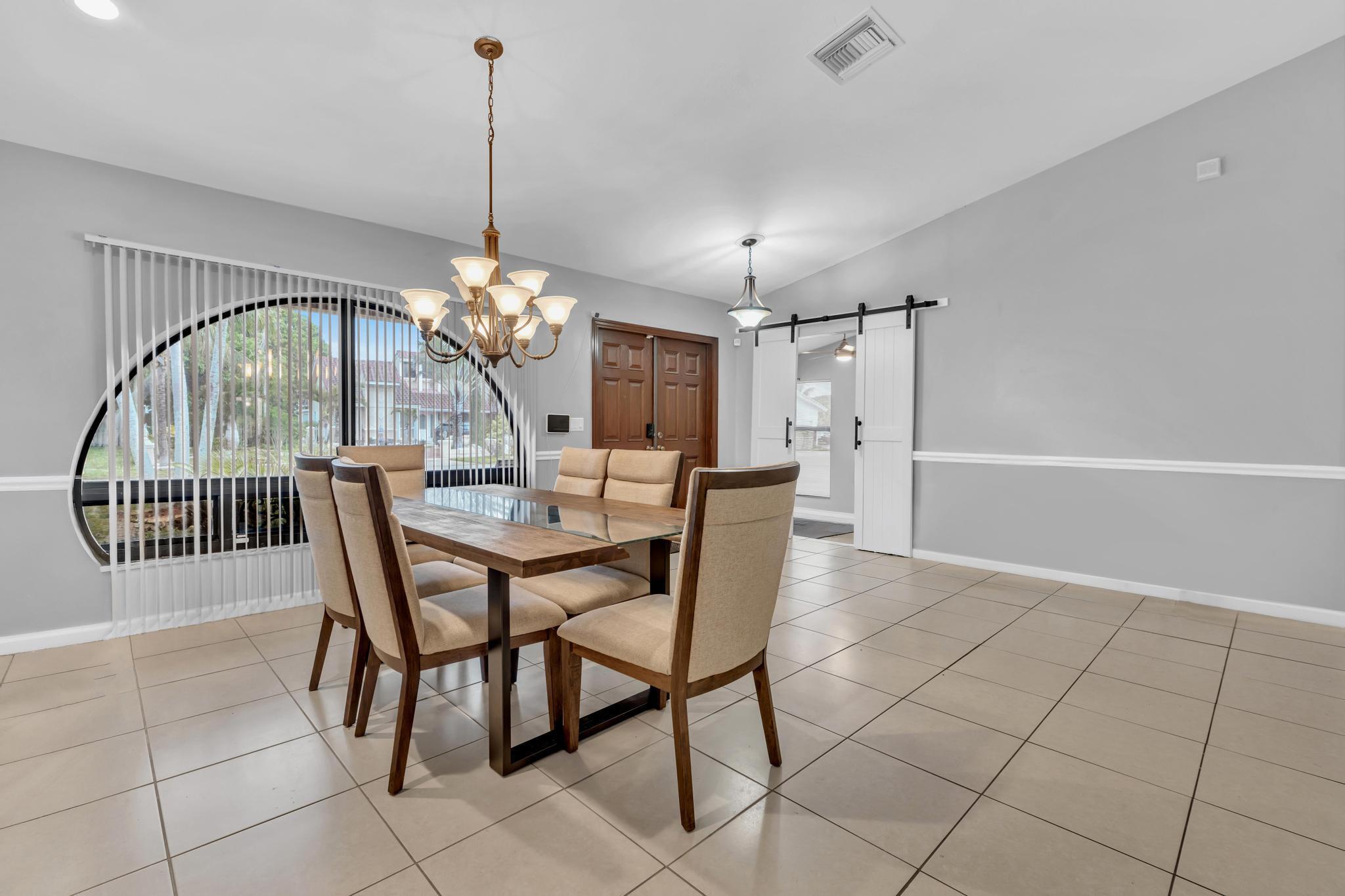 BOULEVARD WOODS EAST - Residential