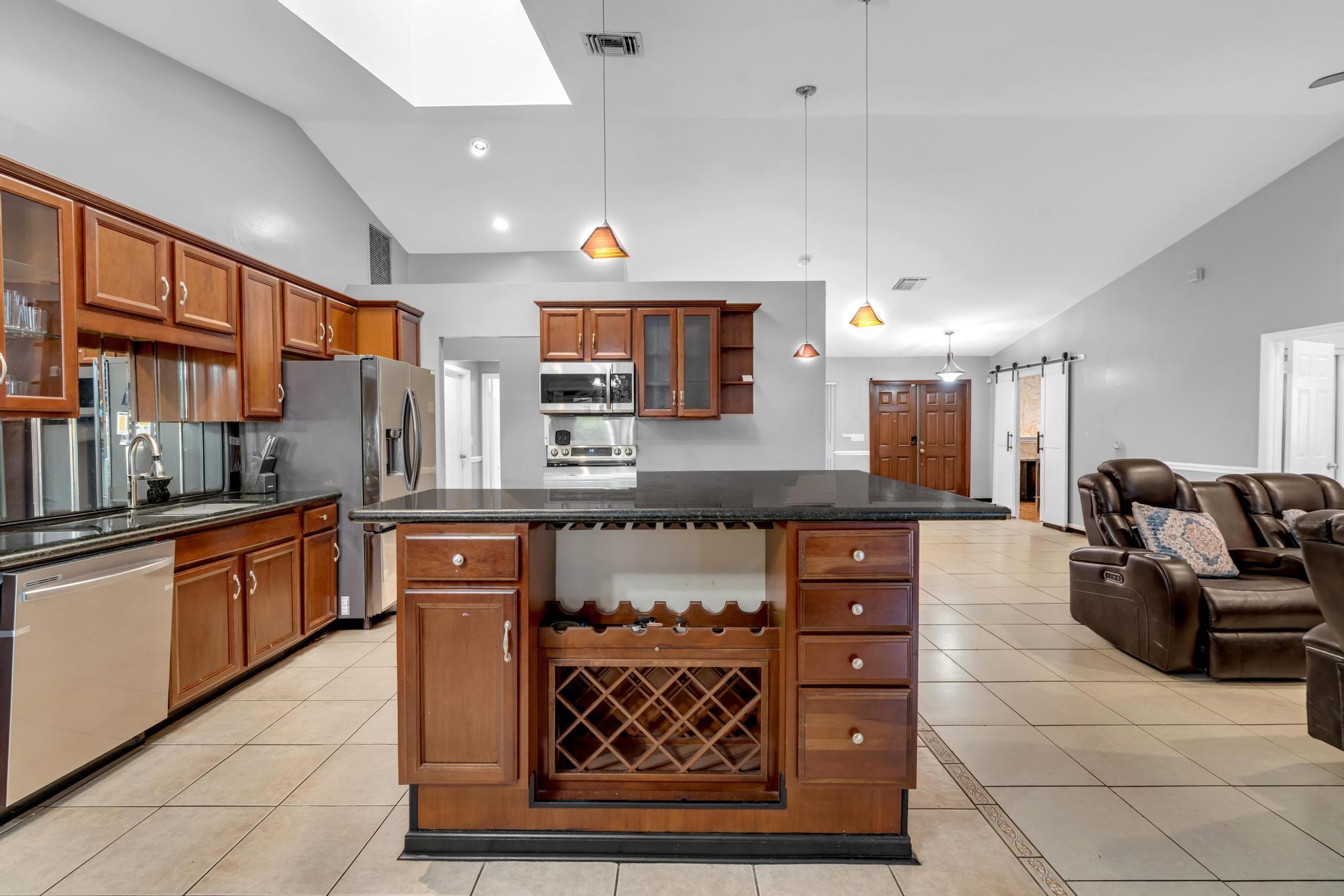 BOULEVARD WOODS EAST - Residential