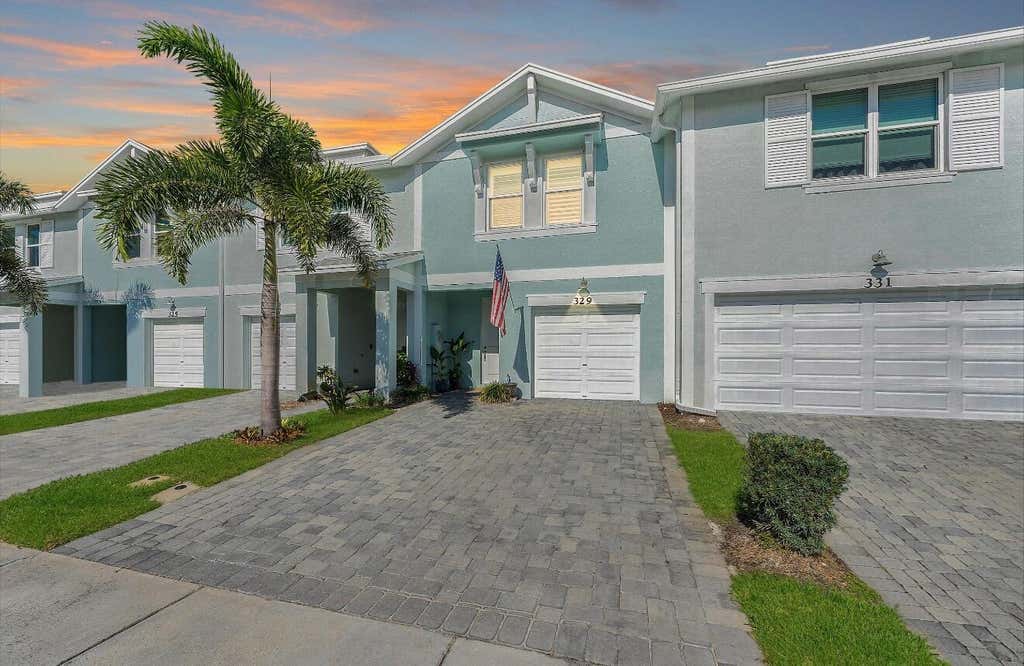 Photo of 329 SE Halifax Lane, Stuart, FL 34994 (MLS # B26053415)