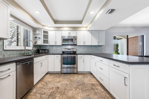 7338 Clunie Place 13701 Delray Beach FL 33446