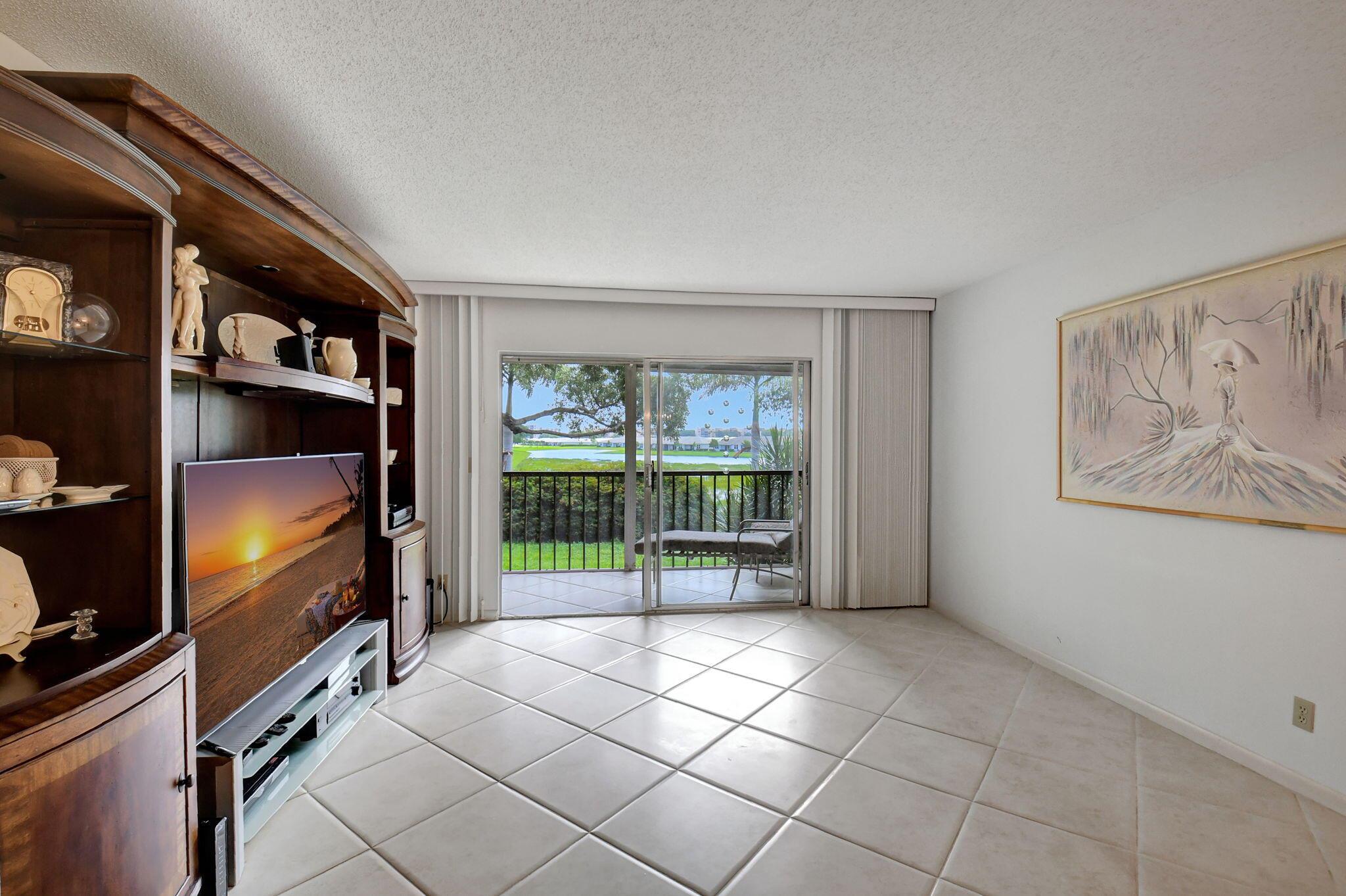 14376 Amberly Lane 207