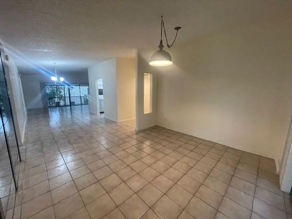 Photo of 301 N Pine Island Road #260, Plantation, FL 33324 (MLS # F10506787)