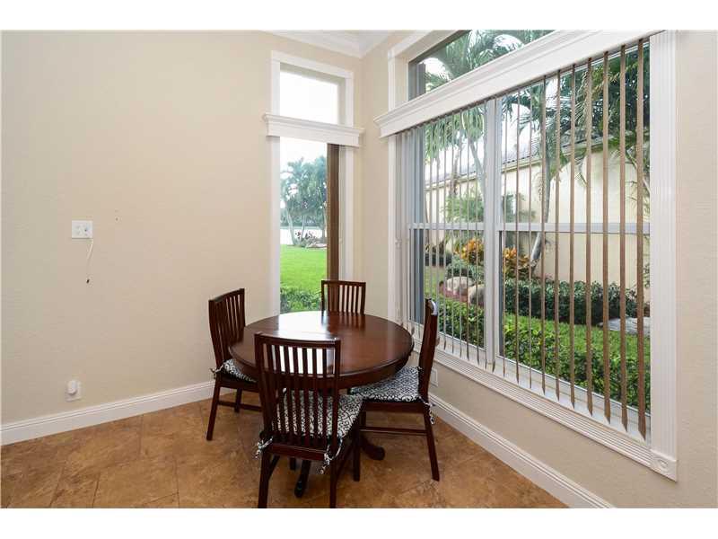 BAY ISLE WESTON HILLS CC - Residential