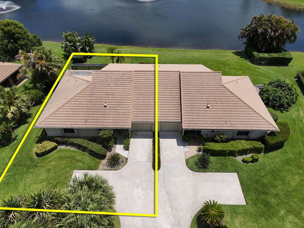 Photo of 13344 Touchstone Place, Palm Beach Gardens, FL 33418 (MLS # B26024253)