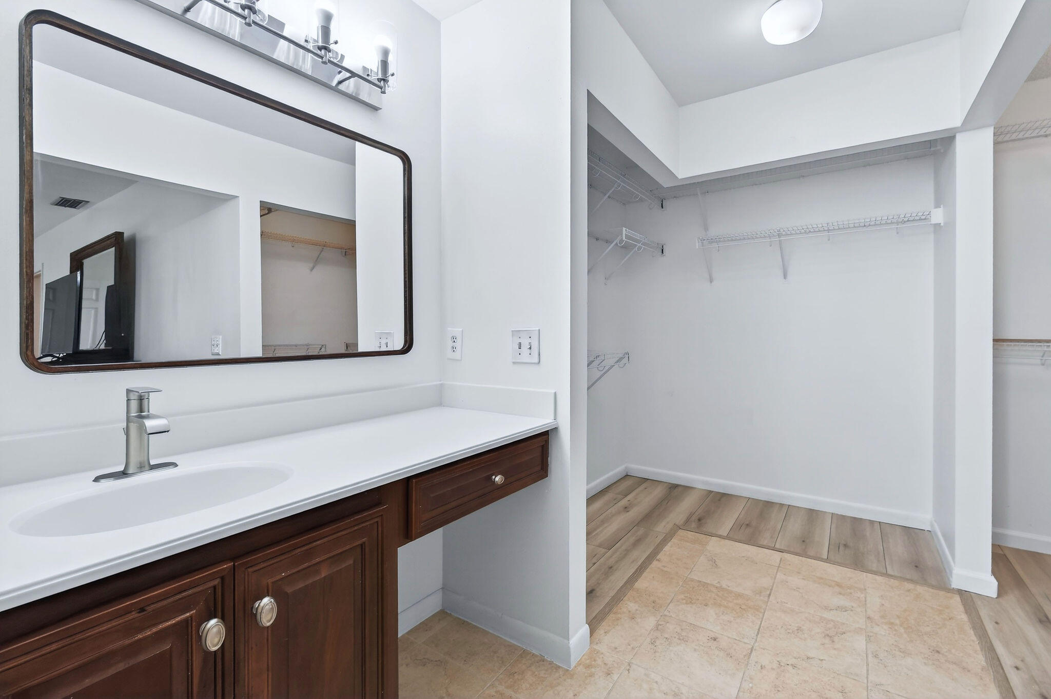 EASTPOINTE SUB 9 - Residential