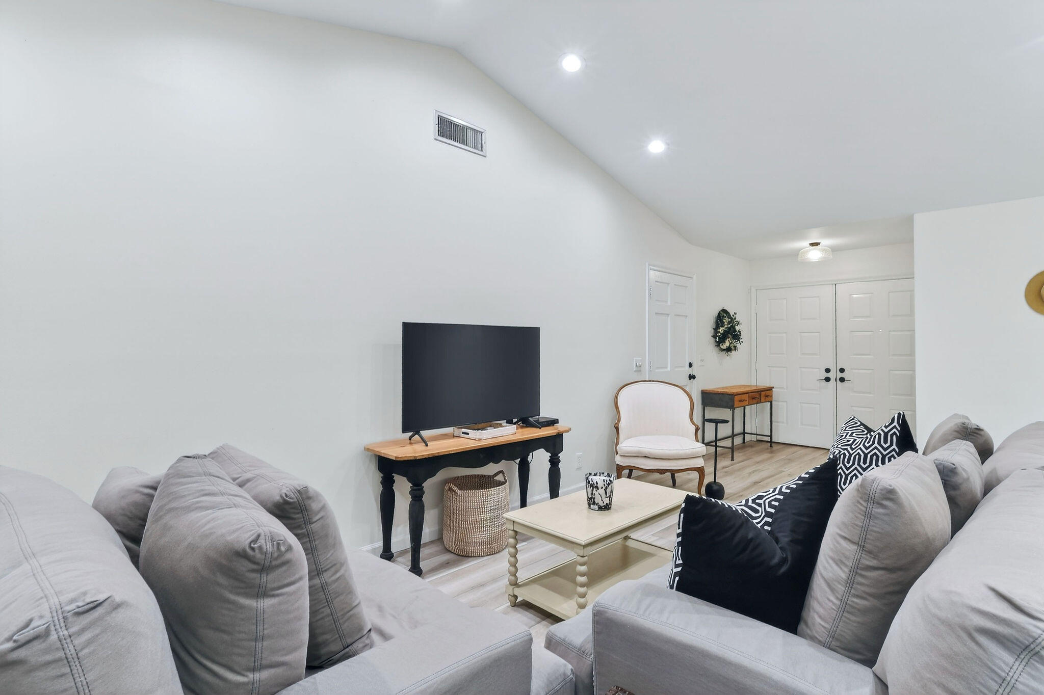 EASTPOINTE SUB 9 - Residential