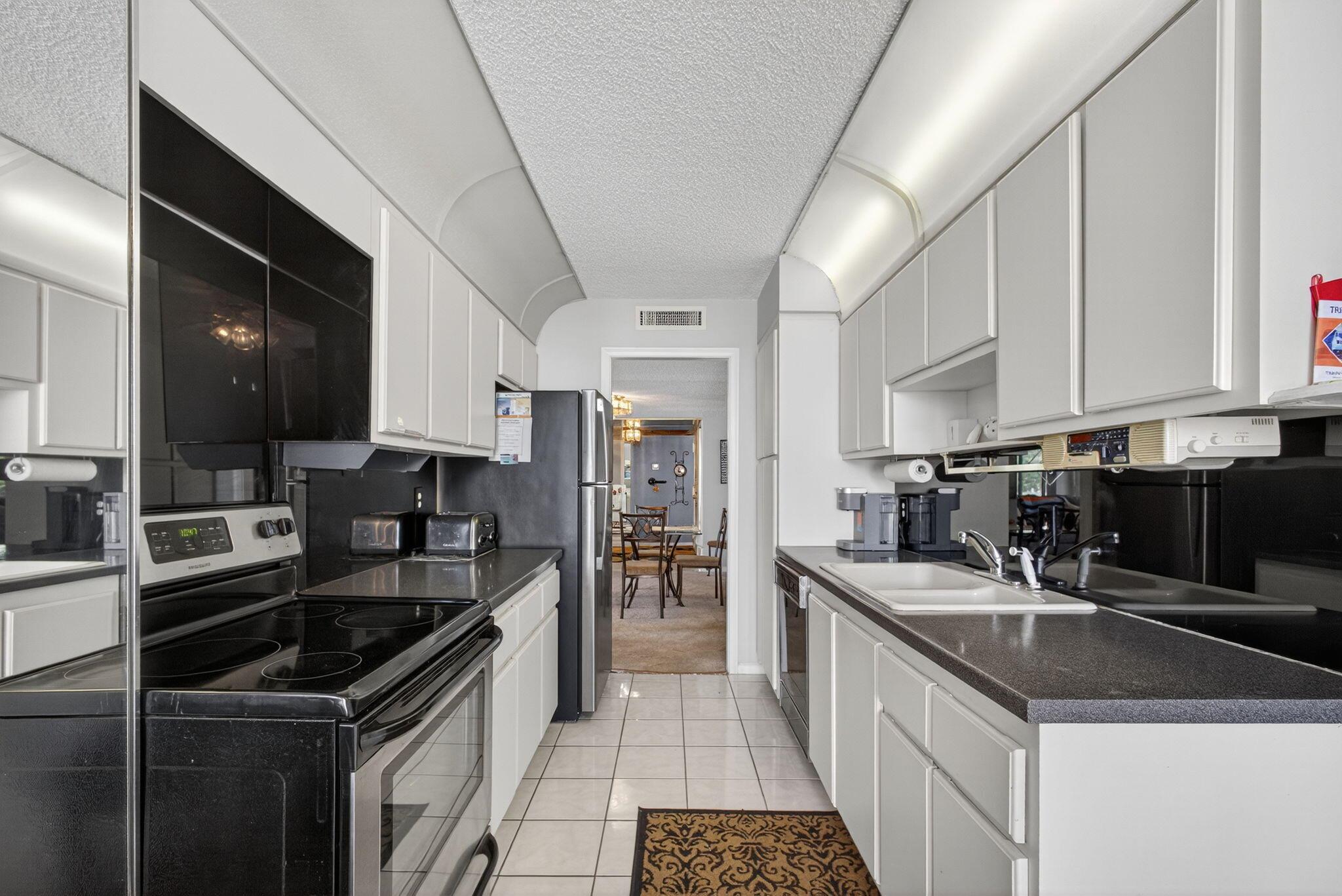 4200 N Ocean Drive 2-102