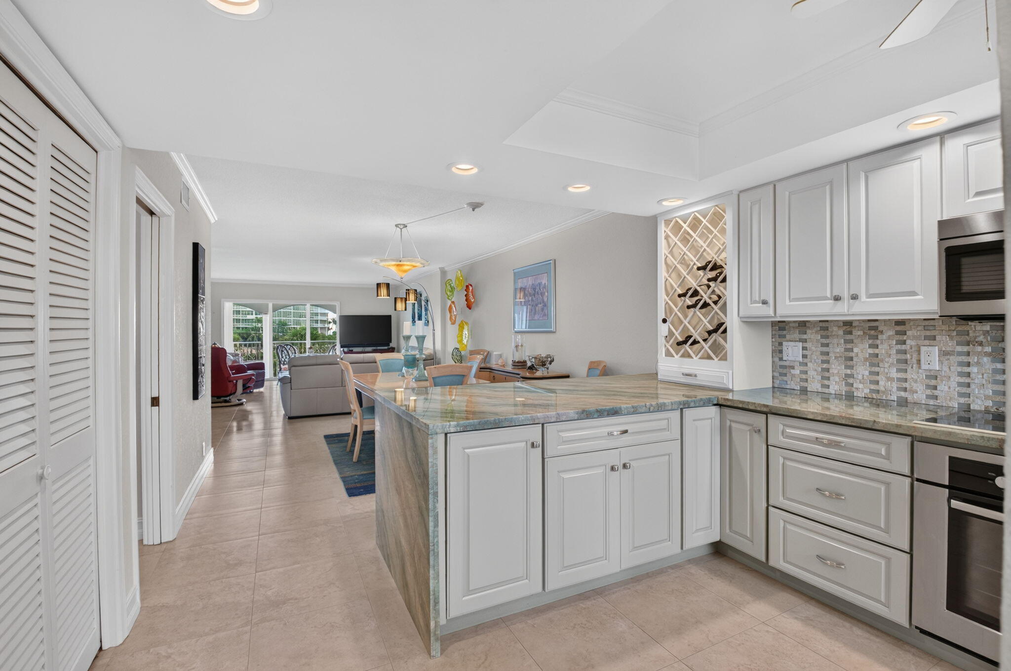 Properties | Stephanie Kaufman 1040 BANYAN Road 4060