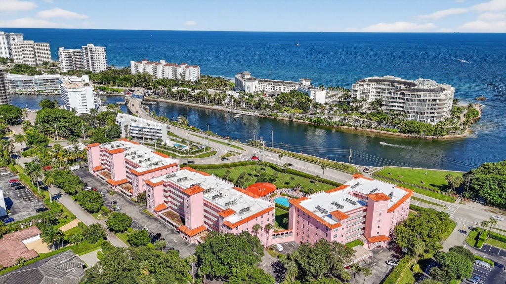 Photo of 1040 BANYAN Road #4060, Boca Raton, FL 33432 (MLS # B26084999)
