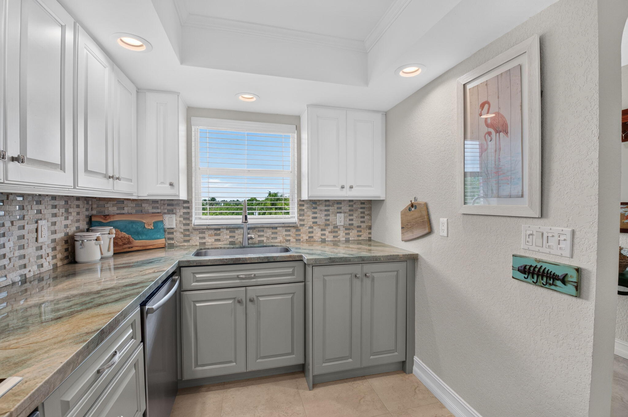 Properties | Stephanie Kaufman 1040 BANYAN Road 4060