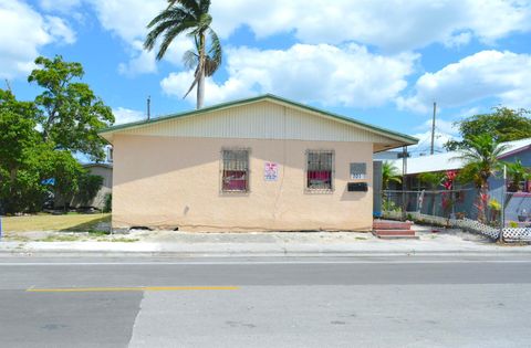 701 SW D 1 Avenue 1 Belle Glade FL 33430
