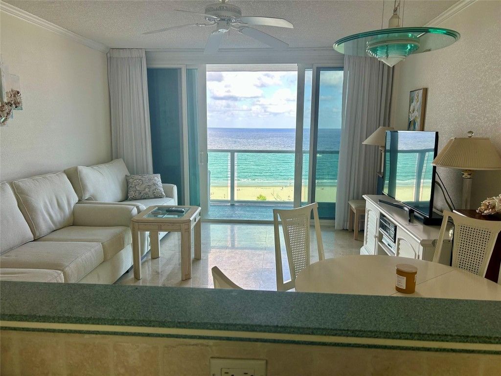 Photo of 333 NE 21 Ave #1114, Deerfield Beach, FL 33441 (MLS # F10500124)