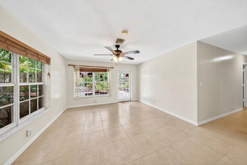 Tiny photo for 1540 NE 40th Street, Oakland Park, FL 33334 (MLS # B26082880)