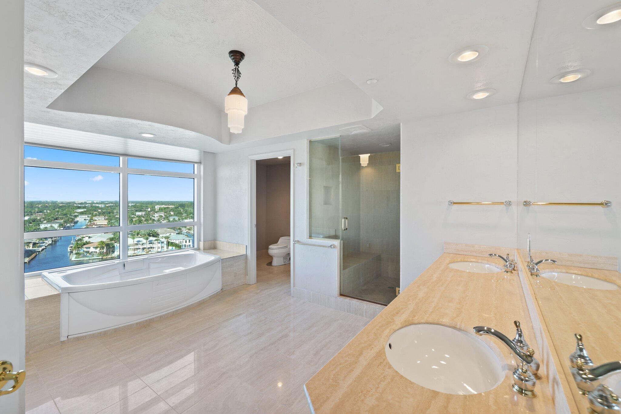TOSCANA WEST - Residential